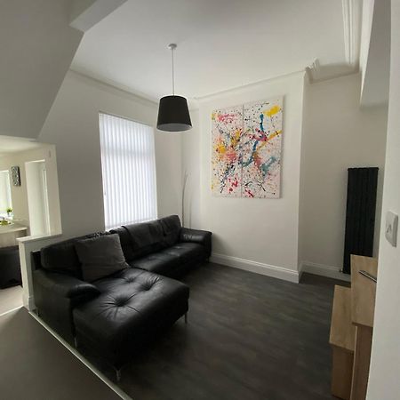 Apex Living Ne - Beachville House 4 Beds Free Parking サンダーランド エクステリア 写真
