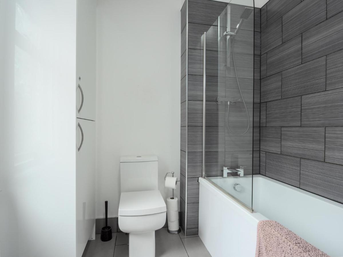 Apex Living Ne - Beachville House 4 Beds Free Parking サンダーランド エクステリア 写真