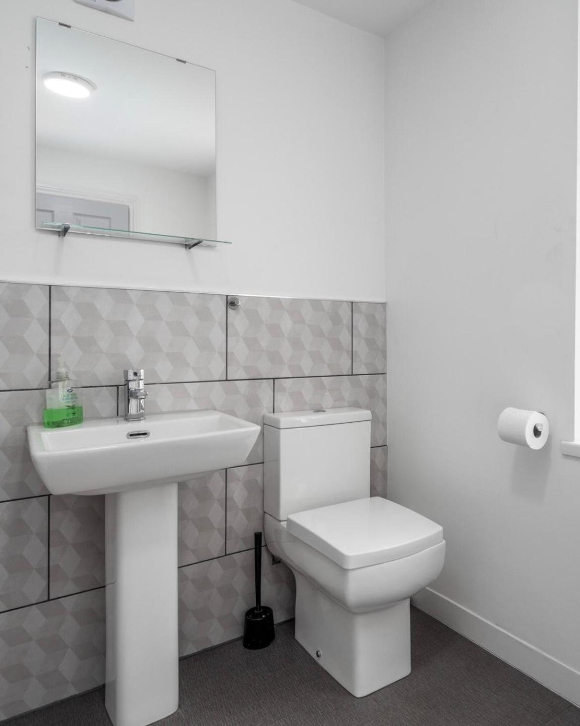 Apex Living Ne - Beachville House 4 Beds Free Parking サンダーランド エクステリア 写真